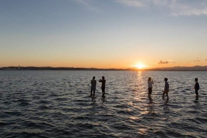 夏季限定】浜名湖の真ん中で愛を叫ぶ ―1日数時間だけ現れる「幻の浅瀬